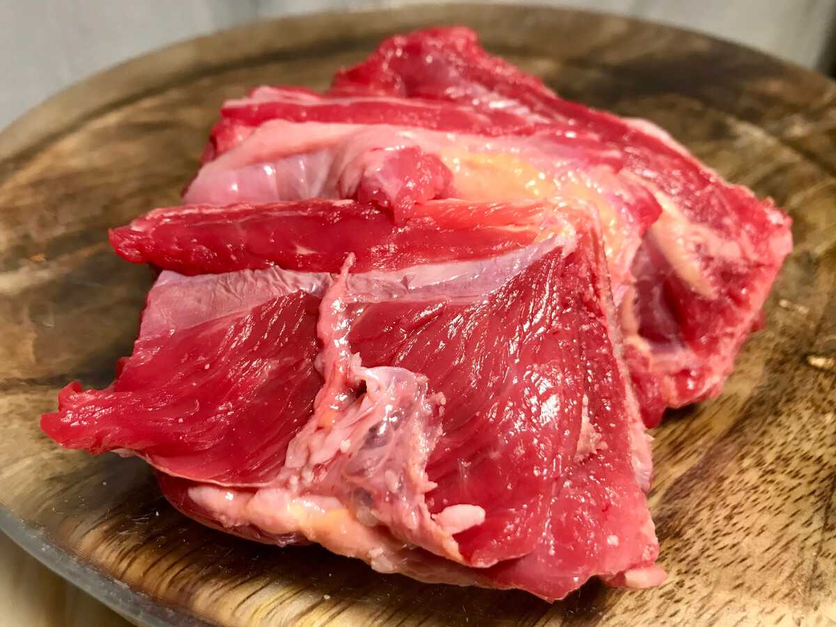 Сколько можно хранить мясо в морозилке