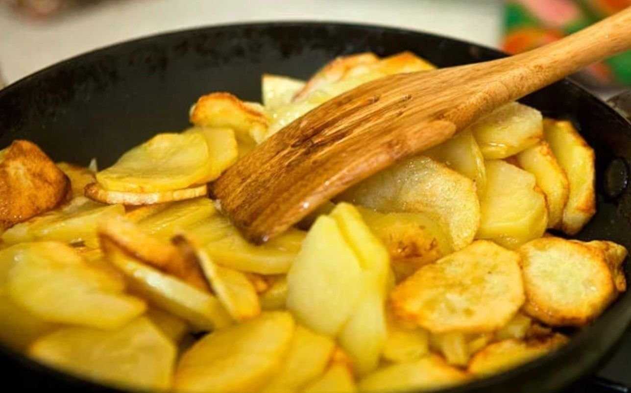 Картошка жареная: рецепты и советы по приготовлению