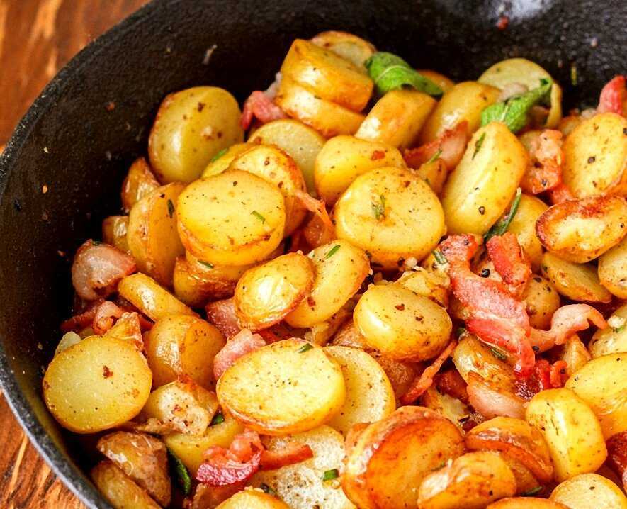 Жареная картошка – 8 рецептов приготовления